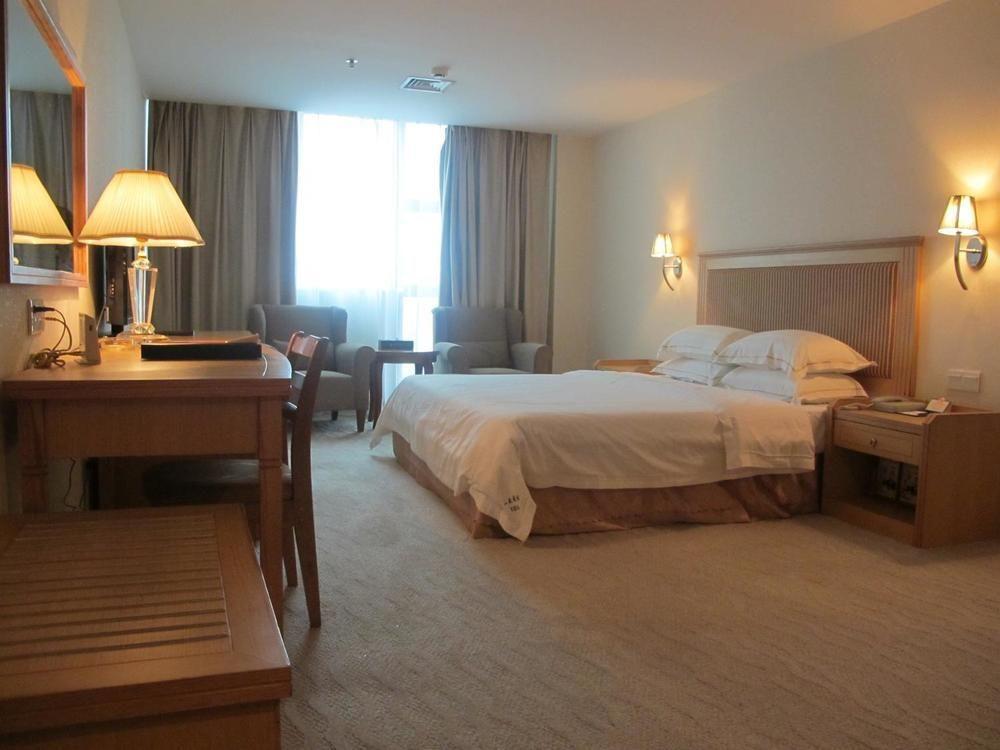 Garden Hotel שנטאו מראה חיצוני תמונה