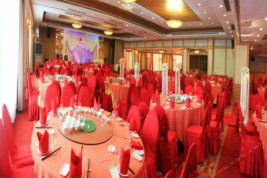 Garden Hotel שנטאו מראה חיצוני תמונה