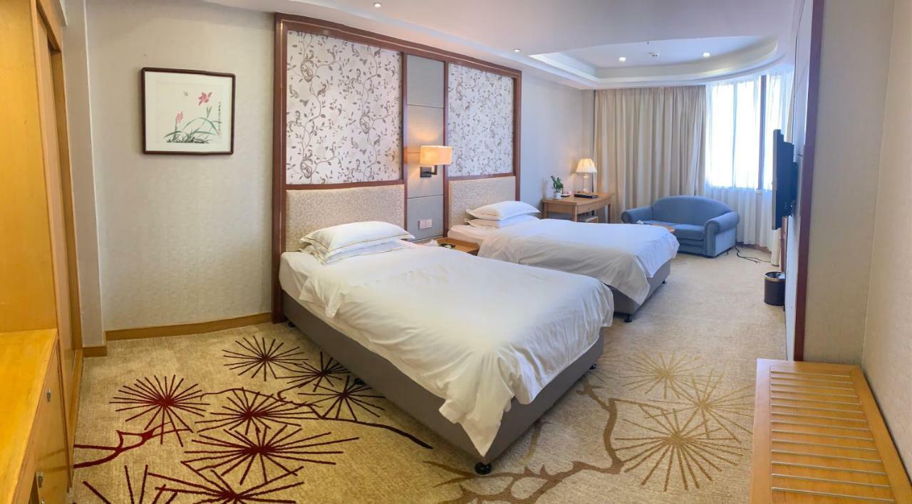 Garden Hotel שנטאו מראה חיצוני תמונה